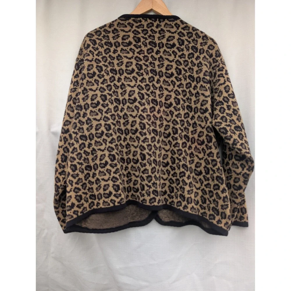 Vintage Tally Ho Animal Print Sweater Button Front Cardigan XL 1X Jacquard‎ Knit